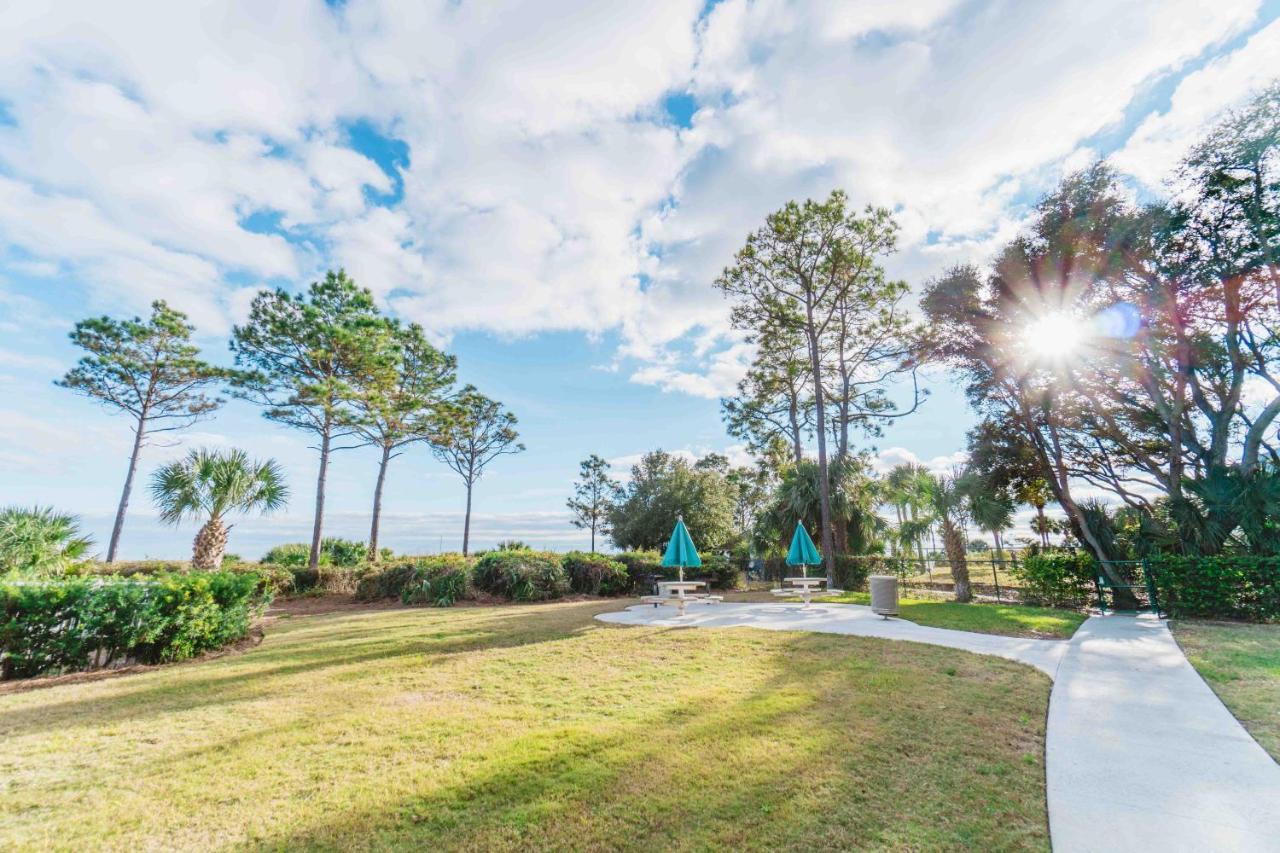 Stunning Views!!-oceanfront Villa-heated Pool-private Balcony-tiki Bar-walk To Coligny Plaza